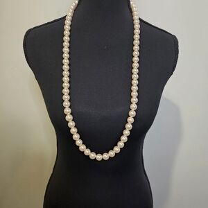 Classic Cream Pearl Necklace